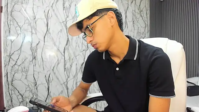 Snapshot of allens_joe chatting on December 5, 2:15 pm allens joe online show from December 5, 2:15 pm