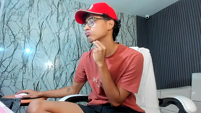 Snapshot of allens_joe chatting on February 27, 2:34 am allens joe online show from February 27, 2:34 am