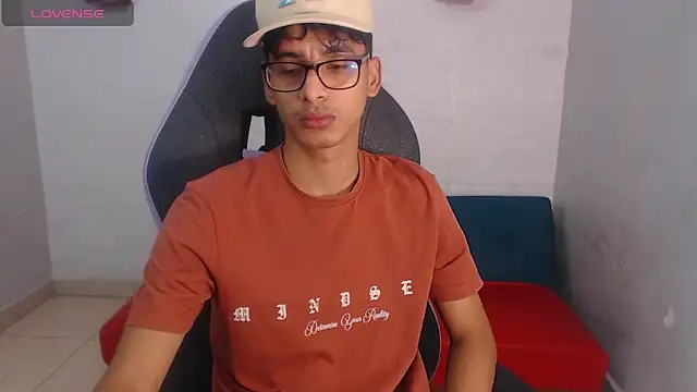 Snapshot of allens_joe chatting on December 4, 1:54 pm allens joe online show from December 4, 1:54 pm