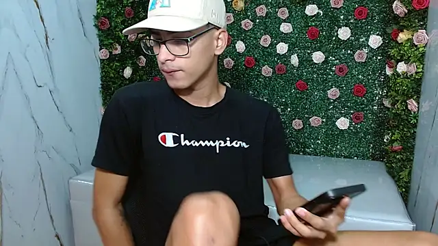 Snapshot of allens_joe chatting on November 29, 1:33 pm allens joe online show from November 29, 1:33 pm