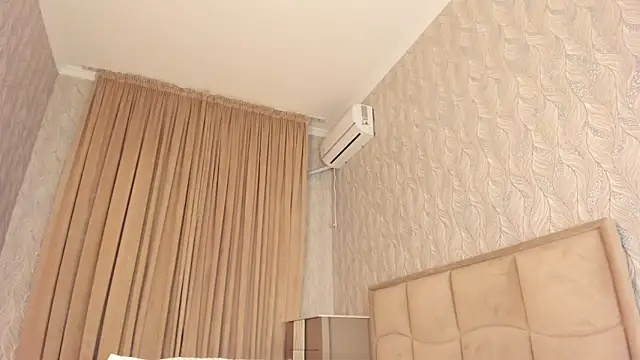 heyheyneko online show from March 14, 10:05 pm