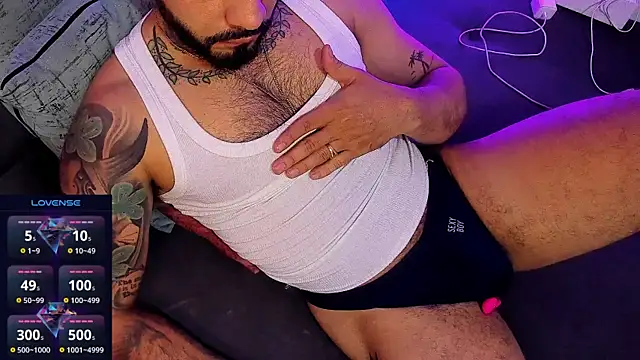 mikemulerr online show from November 1, 9:30 pm