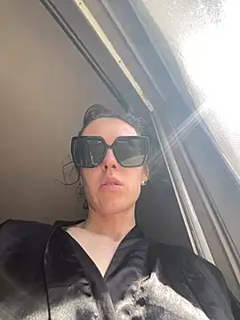 mrs  unknown online show from March 31, 3:58 pm