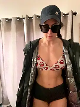 mrs  unknown online show from January 16, 4:33 pm