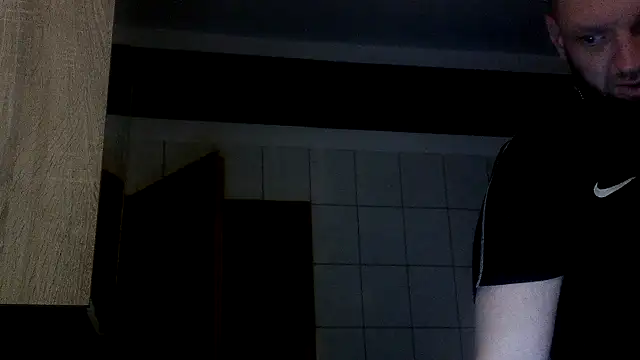 donhulio482 online show from November 1, 5:29 pm