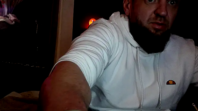 Snapshot of donhulio482 chatting on March 16, 7:38 pm donhulio482 online show from March 16, 7:38 pm