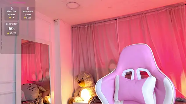 Snapshot of _Artemisa_X chatting on October 6, 1:12 pm Artemisa X online show from October 6, 1:12 pm