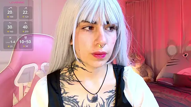 Snapshot of _Artemisa_X chatting on October 14, 1:12 pm Artemisa X online show from October 14, 1:12 pm