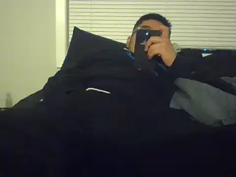 Snapshot of trans-leather chatting on February 20, 3:23 am trans-leather online show from February 20, 3:23 am