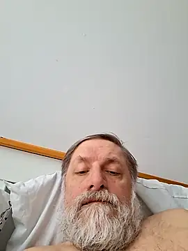 Outdoorsexlover online show from February 18, 10:44 am