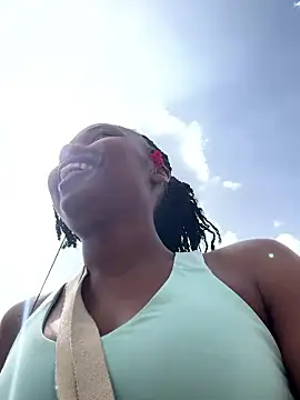 Snapshot of NASTY_BOBO chatting on December 3, 8:36 am NASTY BOBO online show from December 3, 8:36 am