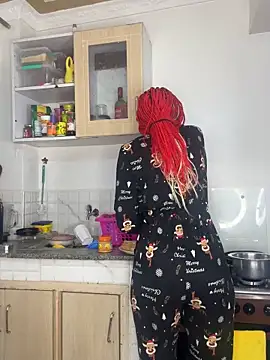 Snapshot of NASTY_BOBO chatting on October 29, 1:10 pm NASTY BOBO online show from October 29, 1:10 pm