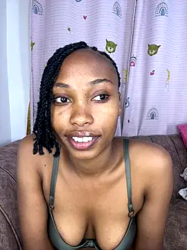 Snapshot of NASTY_BOBO chatting on November 29, 7:14 pm NASTY BOBO online show from November 29, 7:14 pm