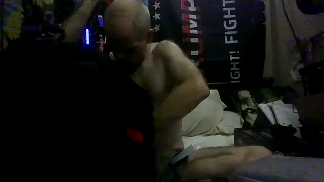 Snapshot of jaxx12369 chatting on October 19, 6:27 am jaxx12369 online show from October 19, 6:27 am