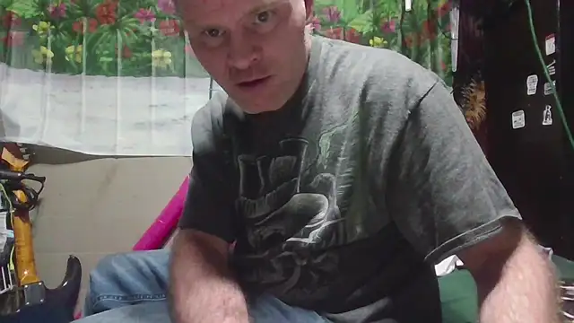 jaxx12369 online show from March 13, 4:17 am