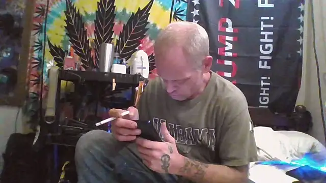 Snapshot of jaxx12369 chatting on October 25, 5:50 am jaxx12369 online show from October 25, 5:50 am