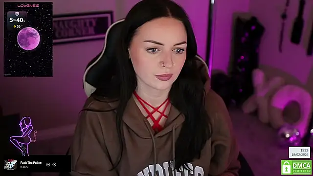 Snapshot of Billiexxox chatting on February 18, 3:30 pm Billiexxox online show from February 18, 3:30 pm