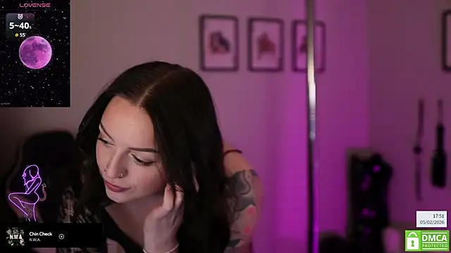 Snapshot of Billiexxox chatting on February 5, 5:53 pm Billiexxox online show from February 5, 5:53 pm