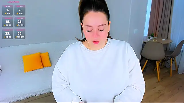 Feral  berry   online show from November 17, 7:56 am