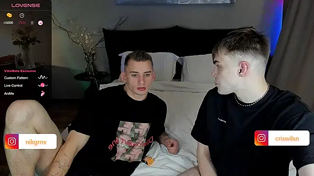 Snapshot of simonwnl chatting on January 23, 7:40 pm simonwnl online show from January 23, 7:40 pm