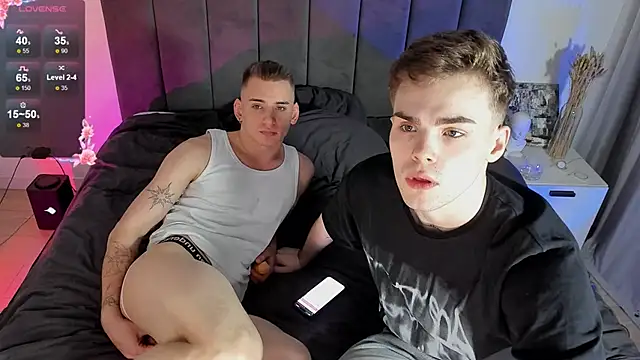 Snapshot of simonwnl chatting on January 30, 4:55 pm simonwnl online show from January 30, 4:55 pm