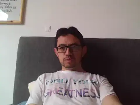 Snapshot of Diptongo chatting on February 26, 8:58 pm Diptongo online show from February 26, 8:58 pm