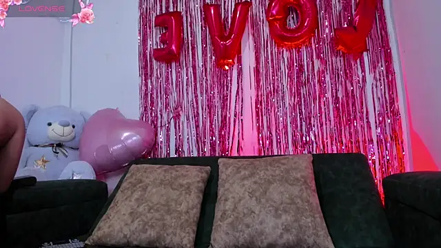 liz 25b online show from February 14, 4:13 am