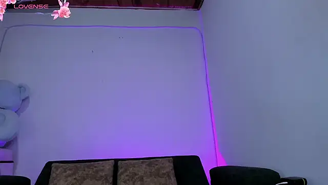 liz 25b online show from March 3, 4:08 am