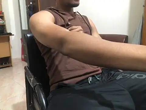 Zeuhorny online show from December 20, 12:30 pm