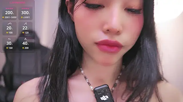 Snapshot of Miuzxc chatting on January 26, 11:39 am Miuzxc online show from January 26, 11:39 am