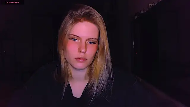 VoluptuousDreams online show from February 22, 4:09 pm