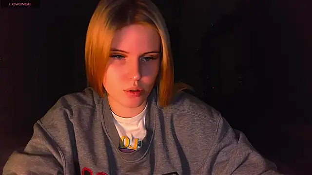 VoluptuousDreams online show from February 2, 10:06 pm