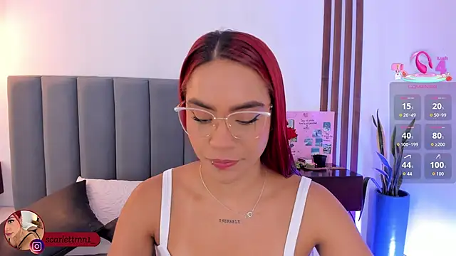 Scarlett Morgan  online show from October 24, 7:35 pm