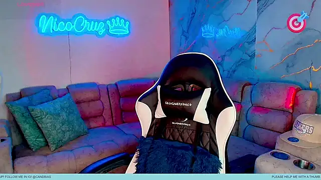 Niico Cruz online show from February 23, 10:21 pm