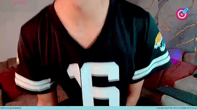 Niico Cruz online show from February 17, 10:07 pm