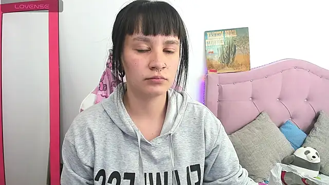 Snapshot of Katalina_novoa chatting on March 21, 12:40 am Katalina novoa online show from March 21, 12:40 am