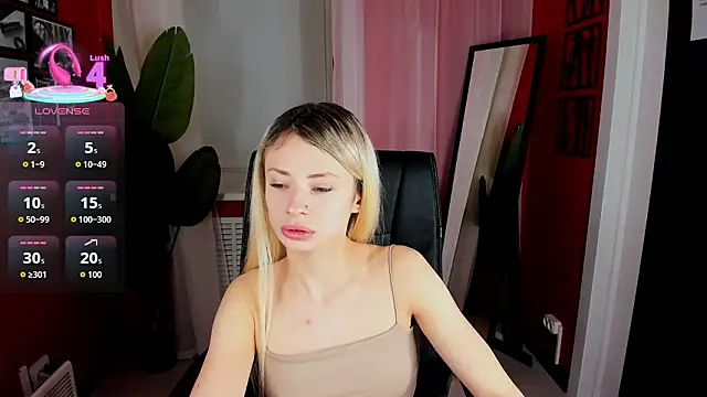 PollyMillees online show from February 4, 9:48 am