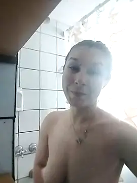 Snapshot of Marye_sony chatting on September 12, 5:07 am Marye sony online show from September 12, 5:07 am