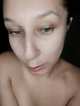 Snapshot of Marye_sony chatting on November 29, 4:23 am Marye sony online show from November 29, 4:23 am