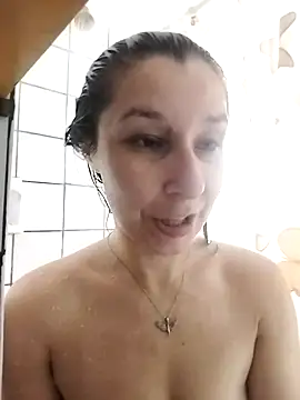 Snapshot of Marye_sony chatting on October 16, 11:35 pm Marye sony online show from October 16, 11:35 pm