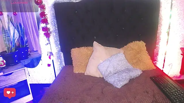 alicee laurent online show from December 20, 2:36 am