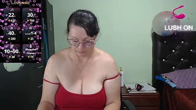 hairyglad69 online show from March 15, 7:59 pm