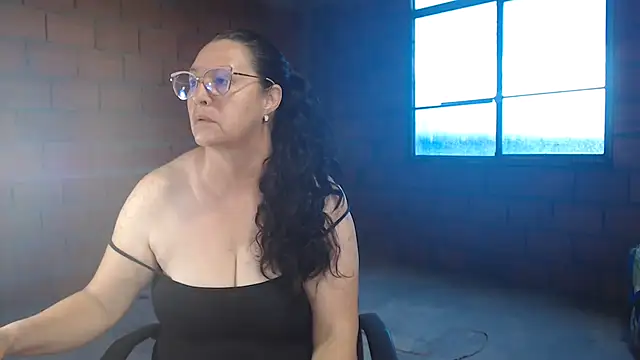 hairyglad69 online show from May 22, 11:41 am
