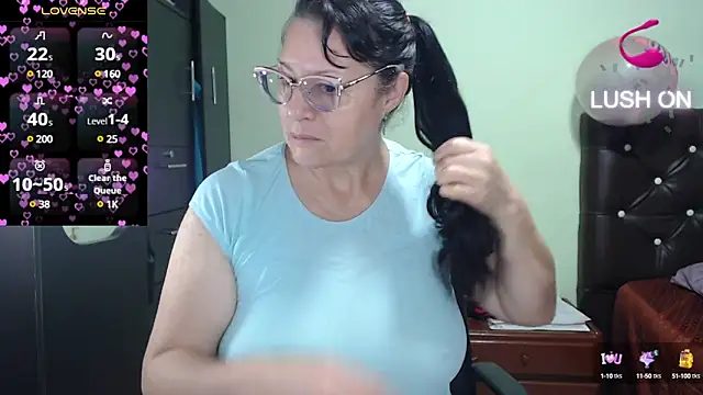 hairyglad69 online show from March 13, 8:11 pm