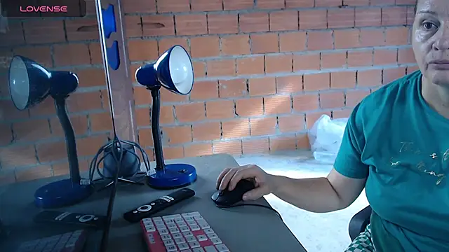 hairyglad69 online show from May 14, 12:57 pm