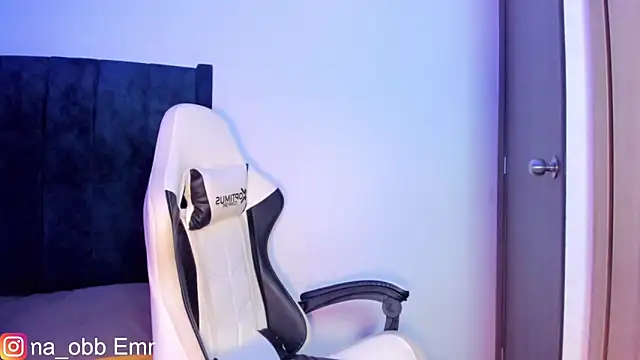 Snapshot of obysexy chatting on December 7, 7:43 am obysexy online show from December 7, 7:43 am