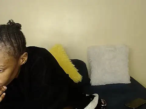 cutehavvy online show from March 15, 6:04 pm