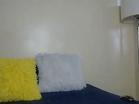 cutehavvy online show from April 5, 4:19 am