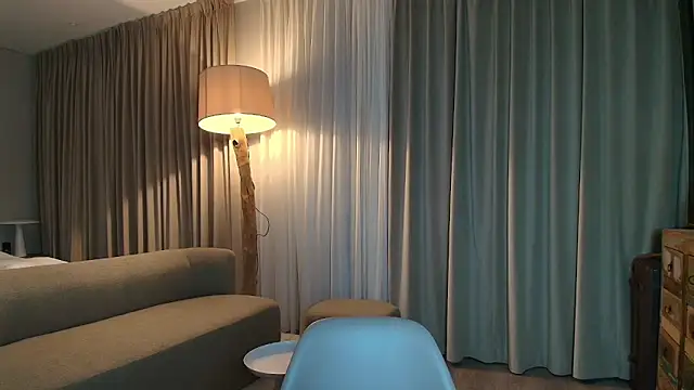 shayblonde online show from November 26, 7:47 pm