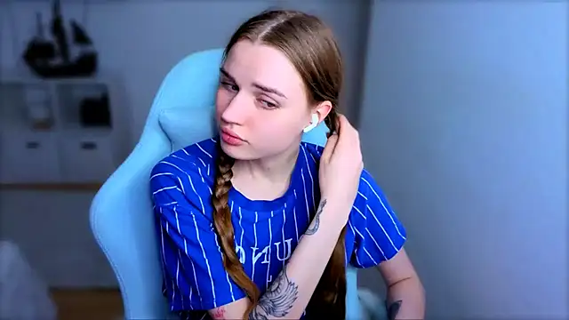 Snapshot of StellaLawless chatting on October 27, 7:59 pm StellaLawless online show from October 27, 7:59 pm